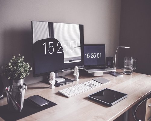 High performance PC monitor setup